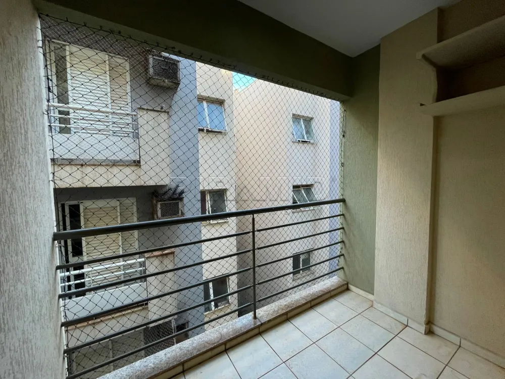 Alugar Apartamento / Padr&atilde;o em Ribeir&atilde;o Preto R$ 1.800,00 - Foto 5