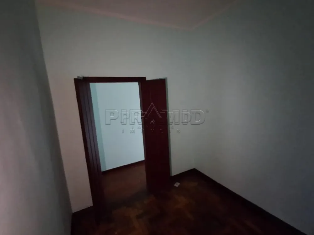 Alugar Casa / Padr&atilde;o em Ribeir&atilde;o Preto R$ 1.600,00 - Foto 9