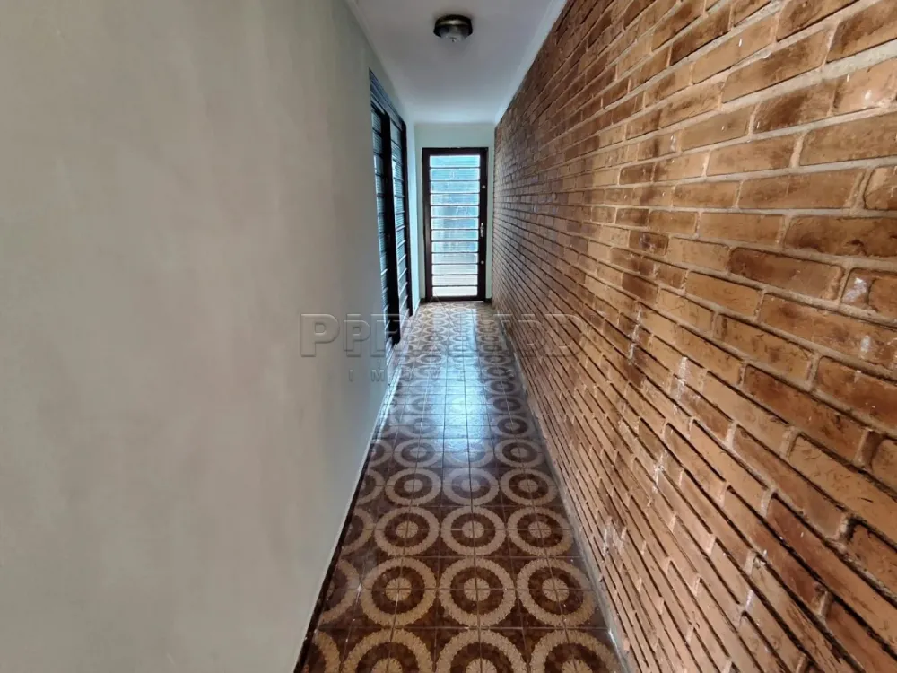 Alugar Casa / Padr&atilde;o em Ribeir&atilde;o Preto R$ 1.600,00 - Foto 18
