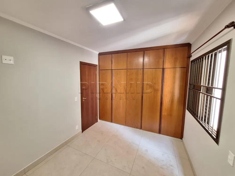 Alugar Apartamento / Padr&atilde;o em Ribeir&atilde;o Preto R$ 1.600,00 - Foto 12