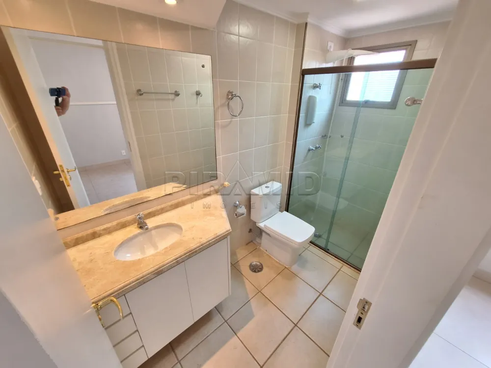 Alugar Apartamento / Padr&atilde;o em Ribeir&atilde;o Preto R$ 1.600,00 - Foto 17