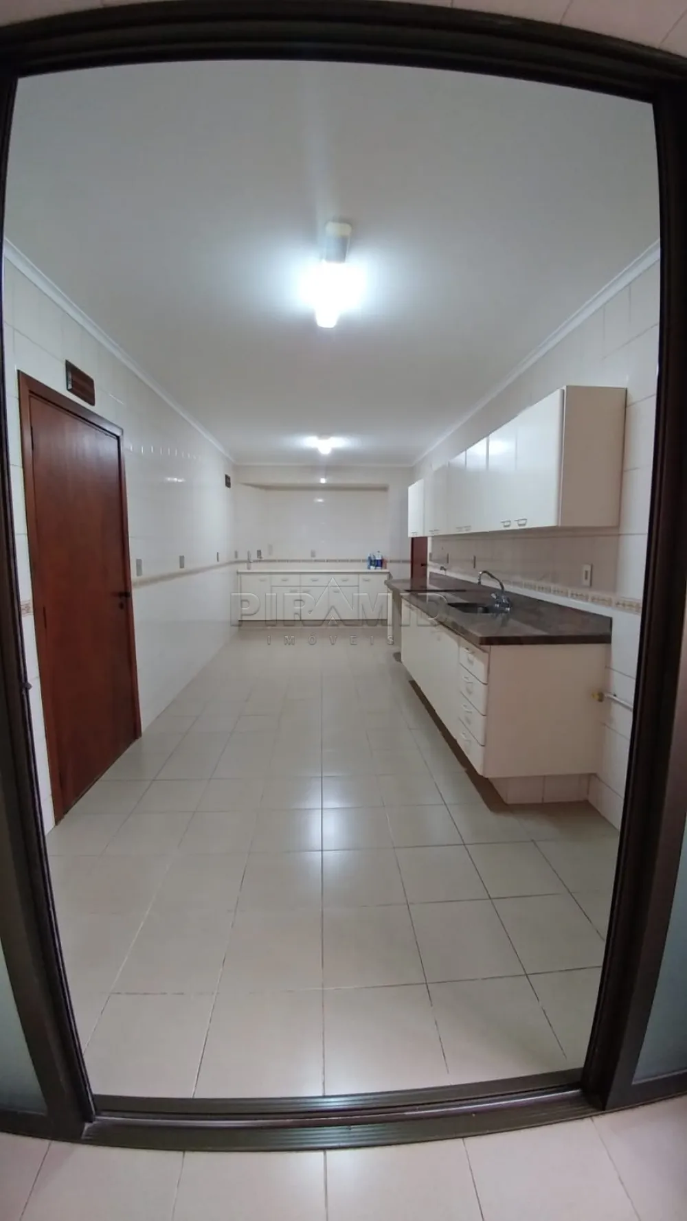 Alugar Apartamento / Padr&atilde;o em Ribeir&atilde;o Preto R$ 1.300,00 - Foto 11