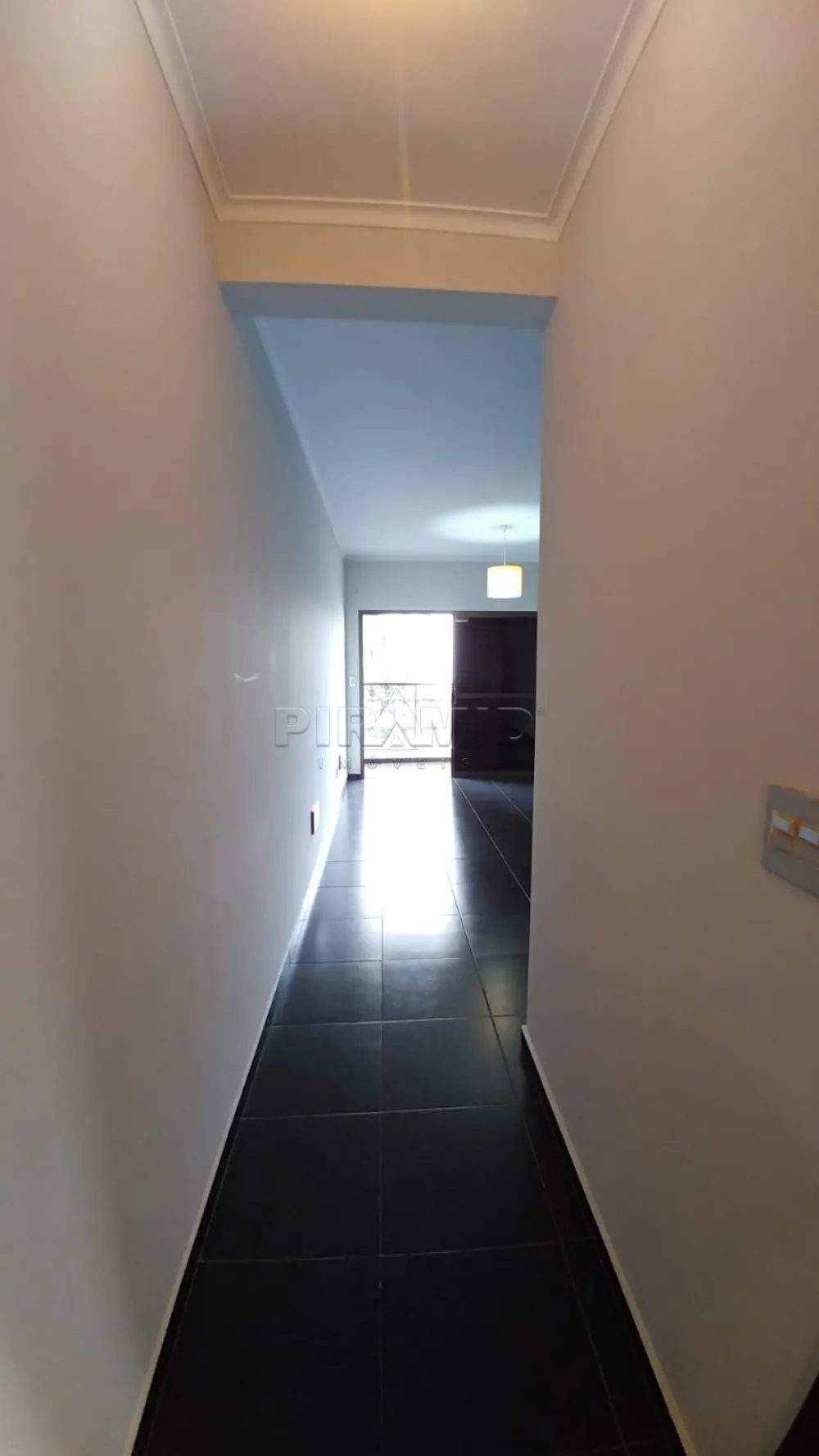 Alugar Apartamento / Padr&atilde;o em Ribeir&atilde;o Preto R$ 1.300,00 - Foto 19