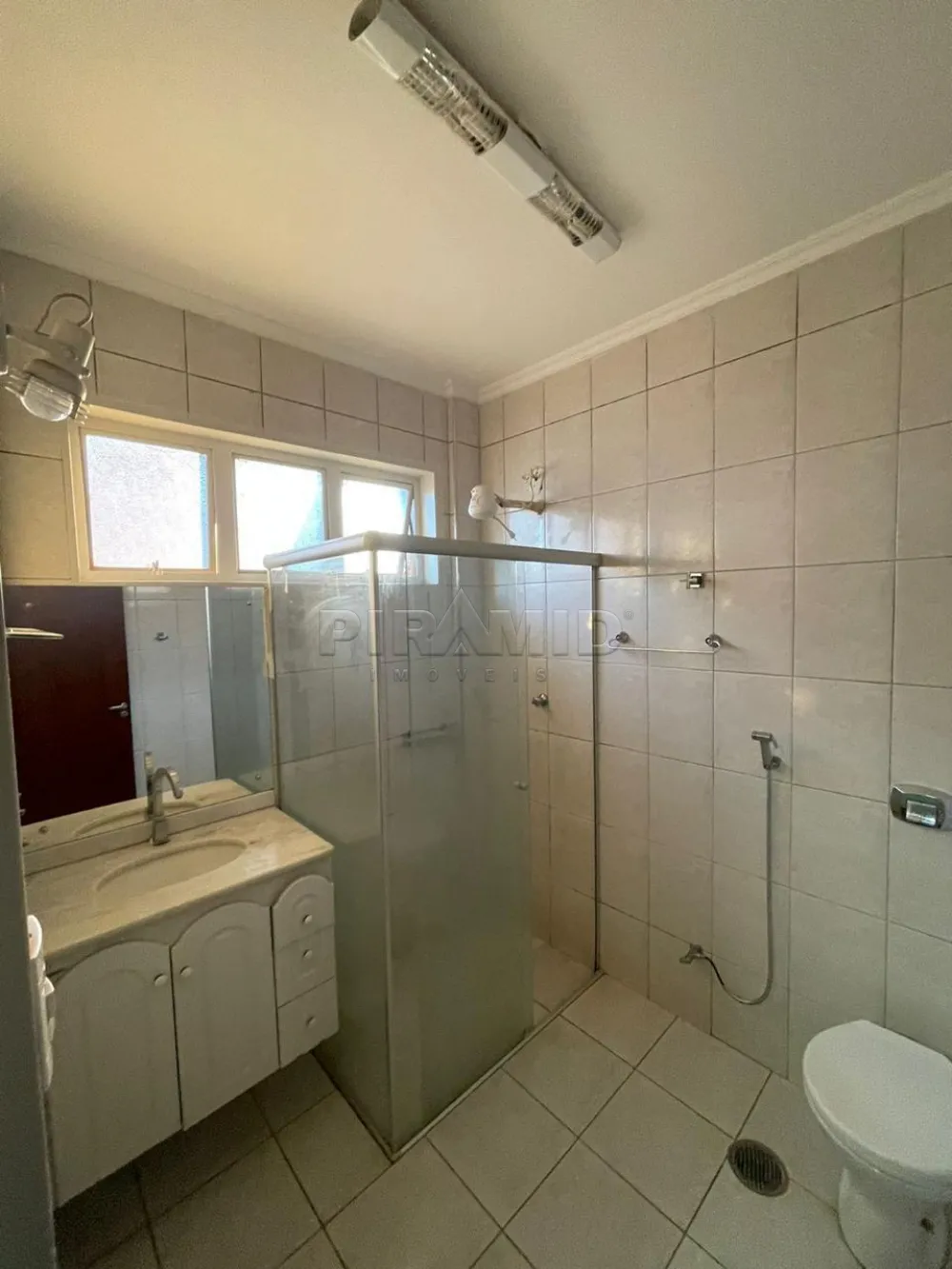 Alugar Apartamento / Padr&atilde;o em Ribeir&atilde;o Preto R$ 1.700,00 - Foto 5