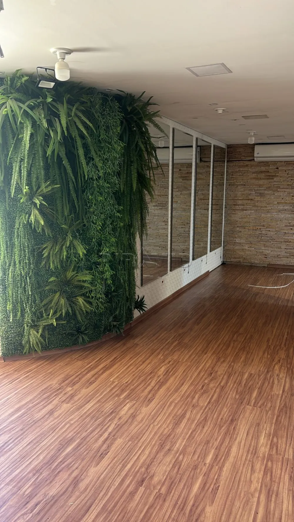 Alugar Comercial / Casa em Ribeir&atilde;o Preto R$ 7.000,00 - Foto 6