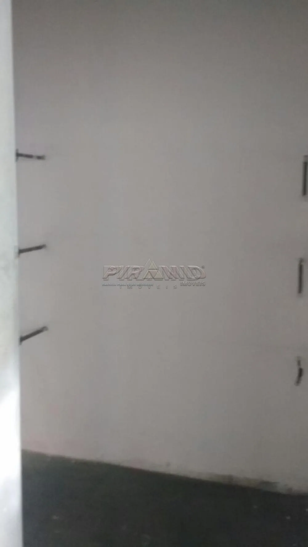 Alugar Comercial / Sal&atilde;o em Ribeir&atilde;o Preto R$ 2.200,00 - Foto 4