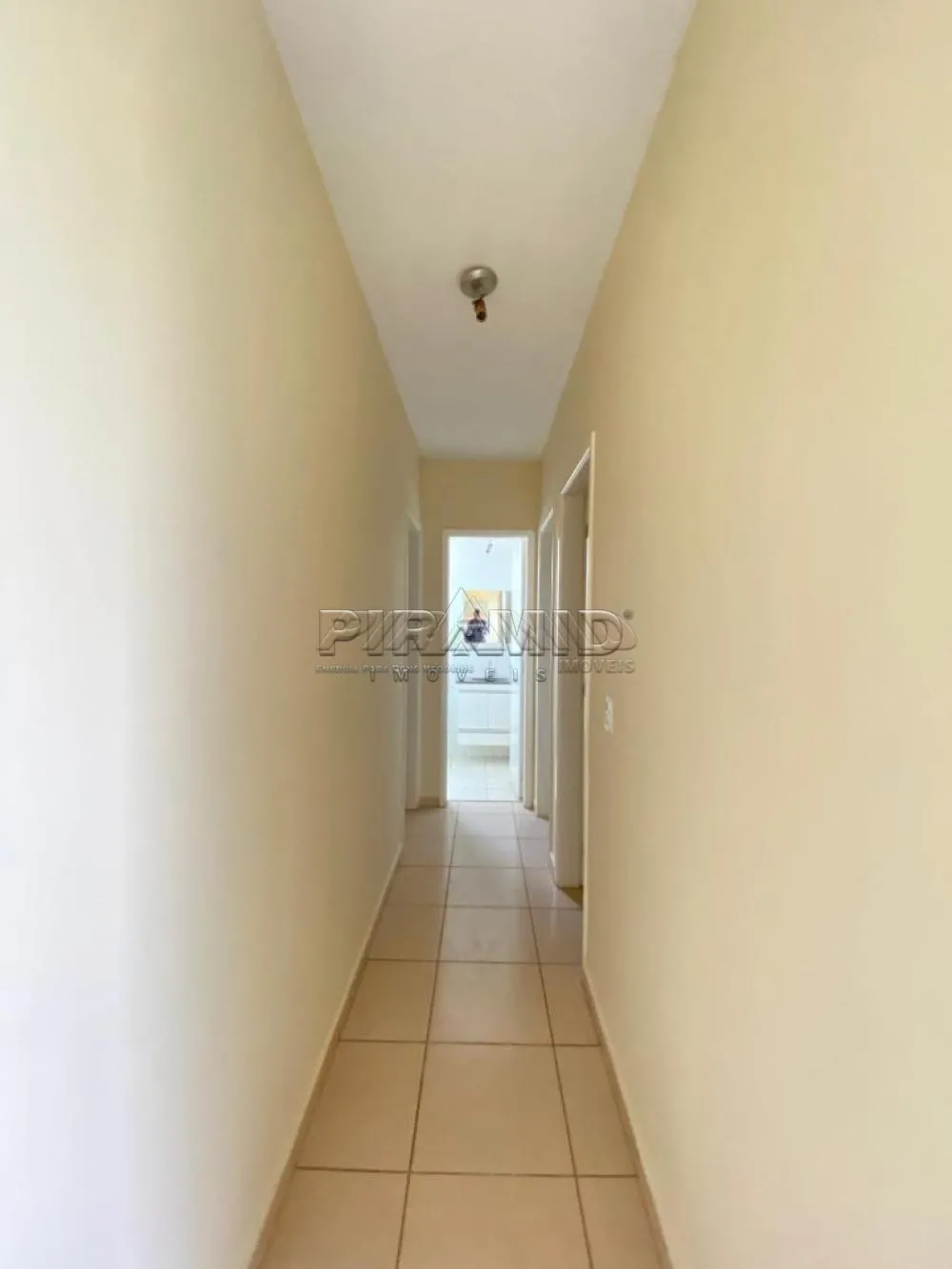 Alugar Apartamento / Padr&atilde;o em Ribeir&atilde;o Preto R$ 1.700,00 - Foto 4