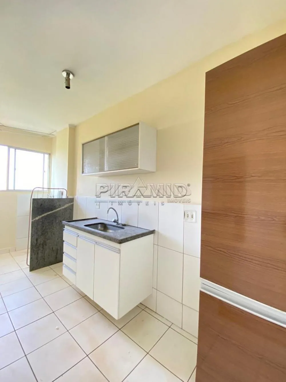 Alugar Apartamento / Padr&atilde;o em Ribeir&atilde;o Preto R$ 1.700,00 - Foto 13