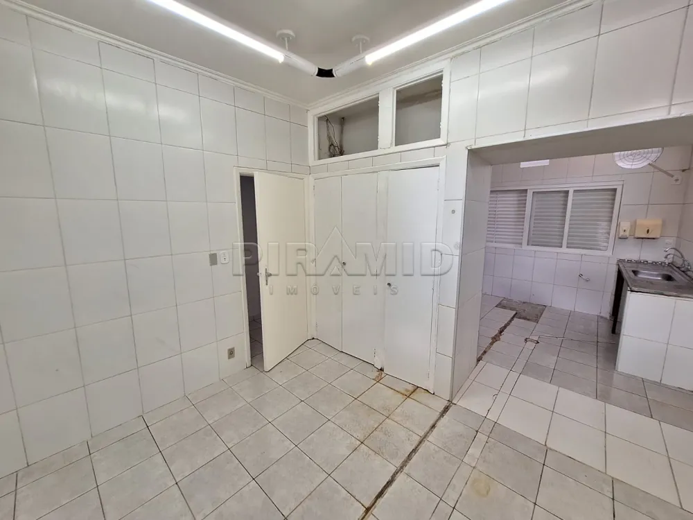 Alugar Casa / Padr&atilde;o em Ribeir&atilde;o Preto R$ 3.500,00 - Foto 12