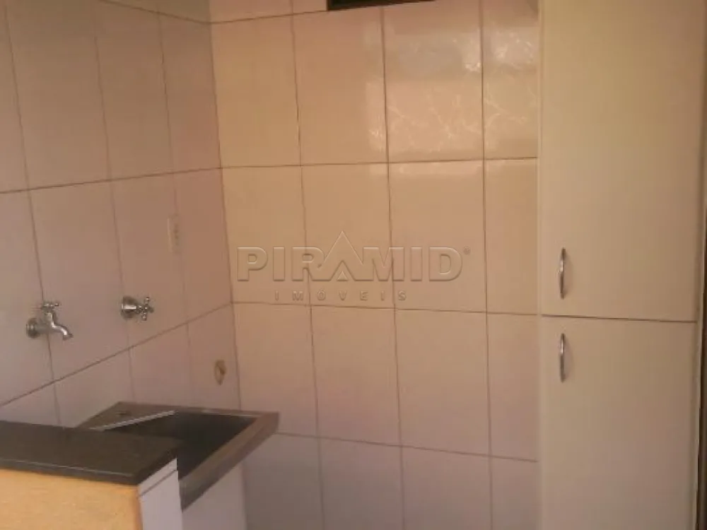 Alugar Casa / Padr&atilde;o em Ribeir&atilde;o Preto R$ 1.700,00 - Foto 10