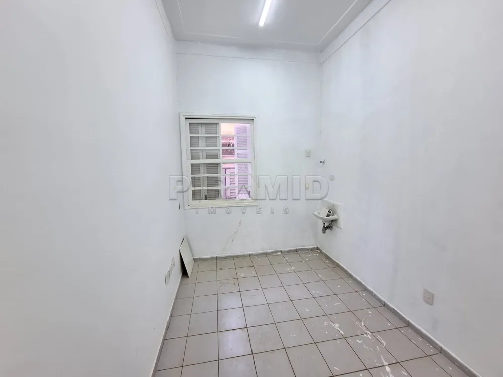 Alugar Casa / Padr&atilde;o em Ribeir&atilde;o Preto R$ 18.000,00 - Foto 9