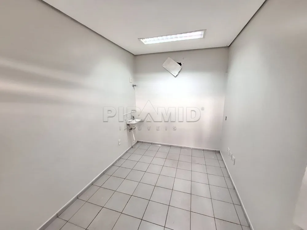 Alugar Casa / Padr&atilde;o em Ribeir&atilde;o Preto R$ 18.000,00 - Foto 28