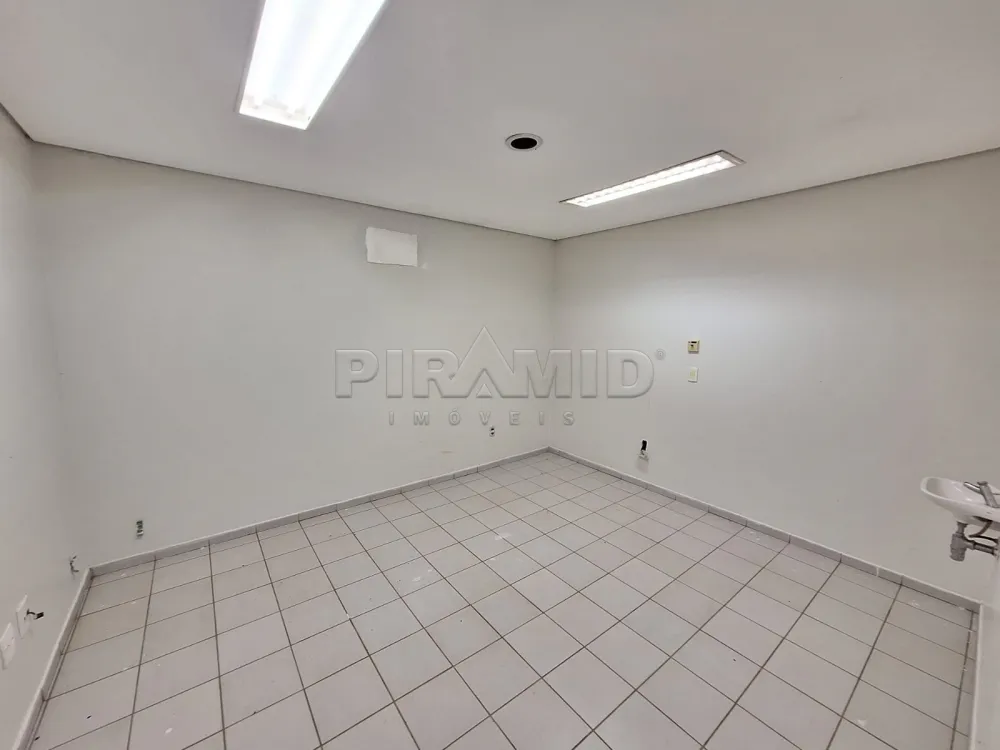 Alugar Casa / Padr&atilde;o em Ribeir&atilde;o Preto R$ 18.000,00 - Foto 31