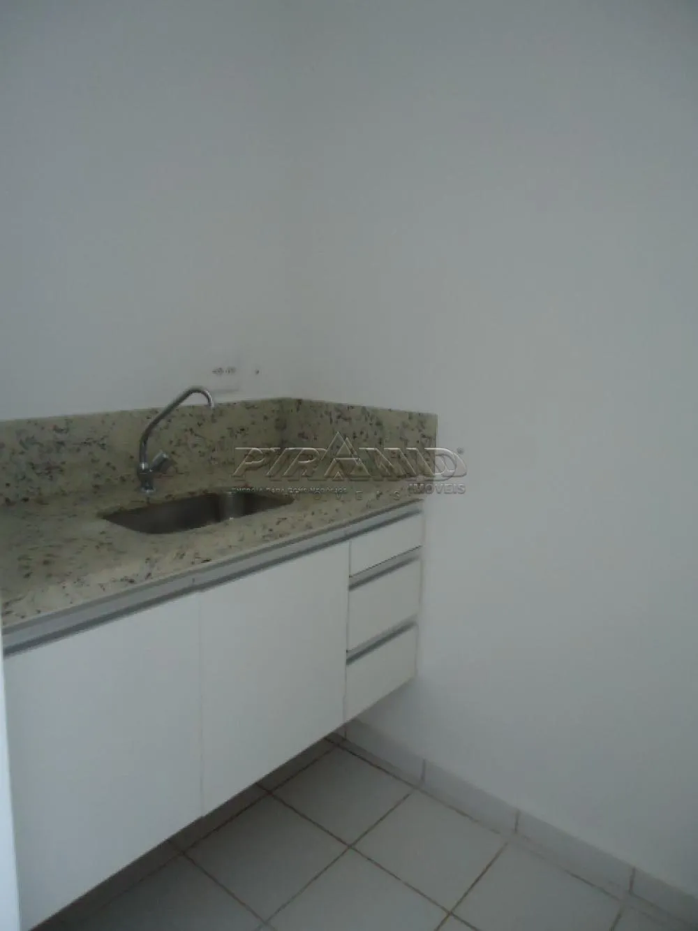 Alugar Comercial / Sala em Ribeir&atilde;o Preto R$ 950,00 - Foto 3