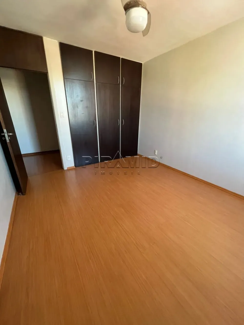 Alugar Apartamento / Padr&atilde;o em Ribeir&atilde;o Preto R$ 1.700,00 - Foto 14