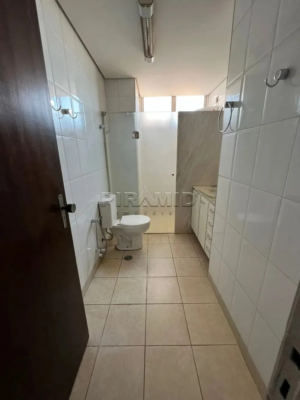 Alugar Apartamento / Padr&atilde;o em Ribeir&atilde;o Preto R$ 1.700,00 - Foto 15