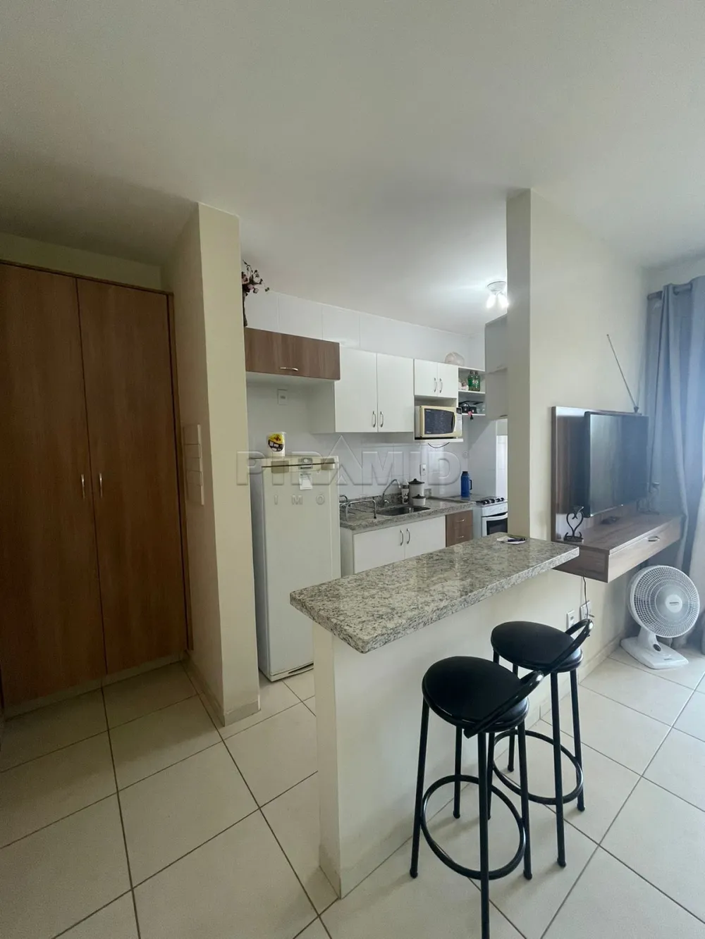 Alugar Apartamento / Padr&atilde;o em Ribeir&atilde;o Preto R$ 1.800,00 - Foto 16