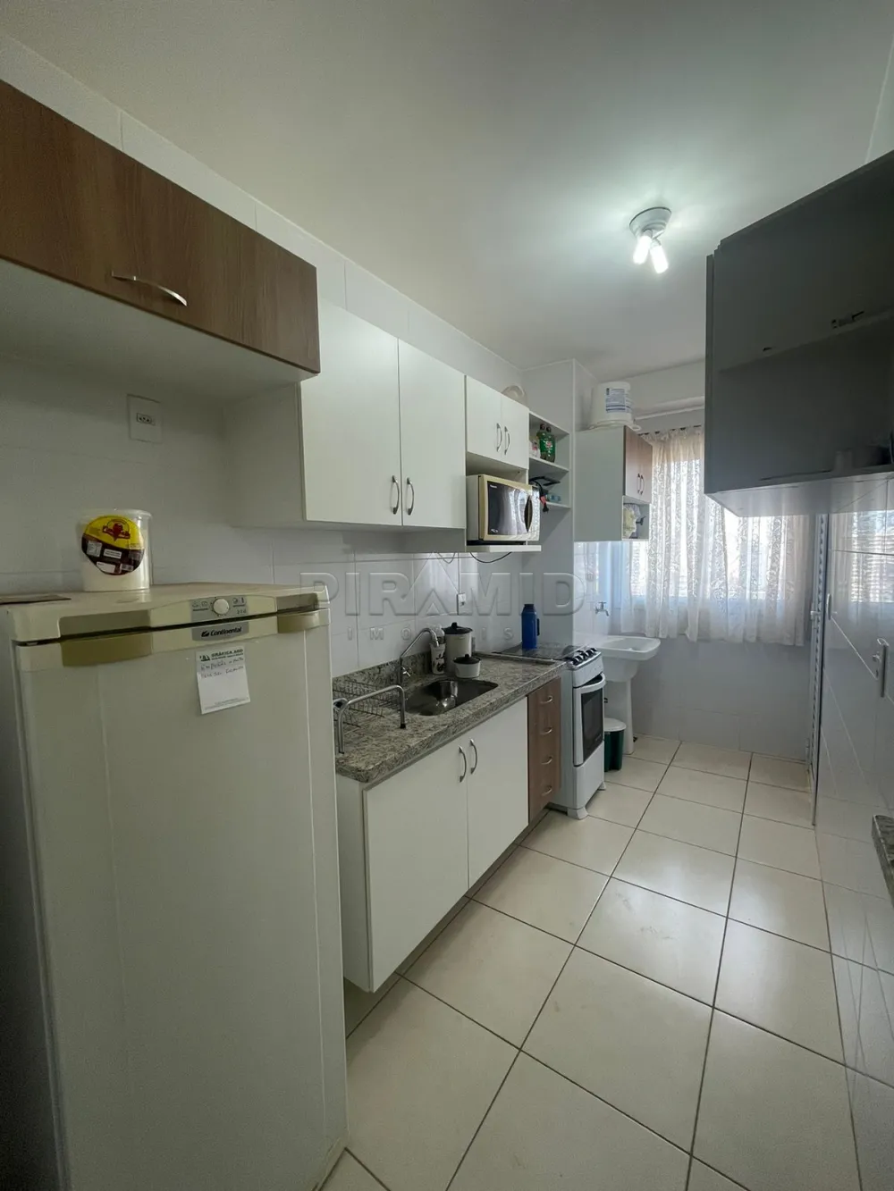 Alugar Apartamento / Padr&atilde;o em Ribeir&atilde;o Preto R$ 1.800,00 - Foto 17