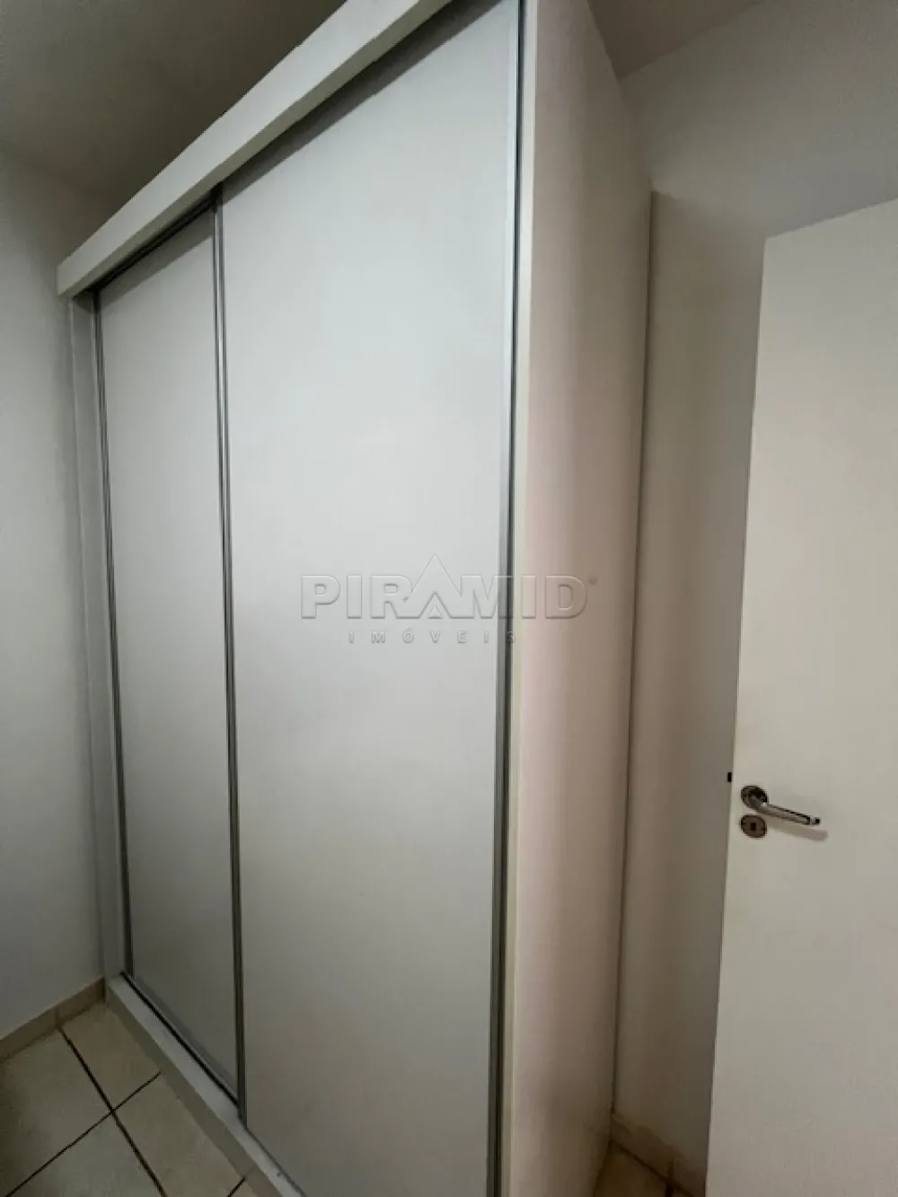 Alugar Apartamento / Padr&atilde;o em Ribeir&atilde;o Preto R$ 1.400,00 - Foto 12