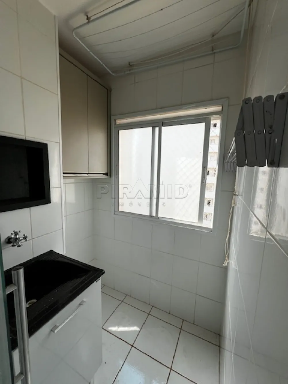 Alugar Apartamento / Padr&atilde;o em Ribeir&atilde;o Preto R$ 1.400,00 - Foto 15