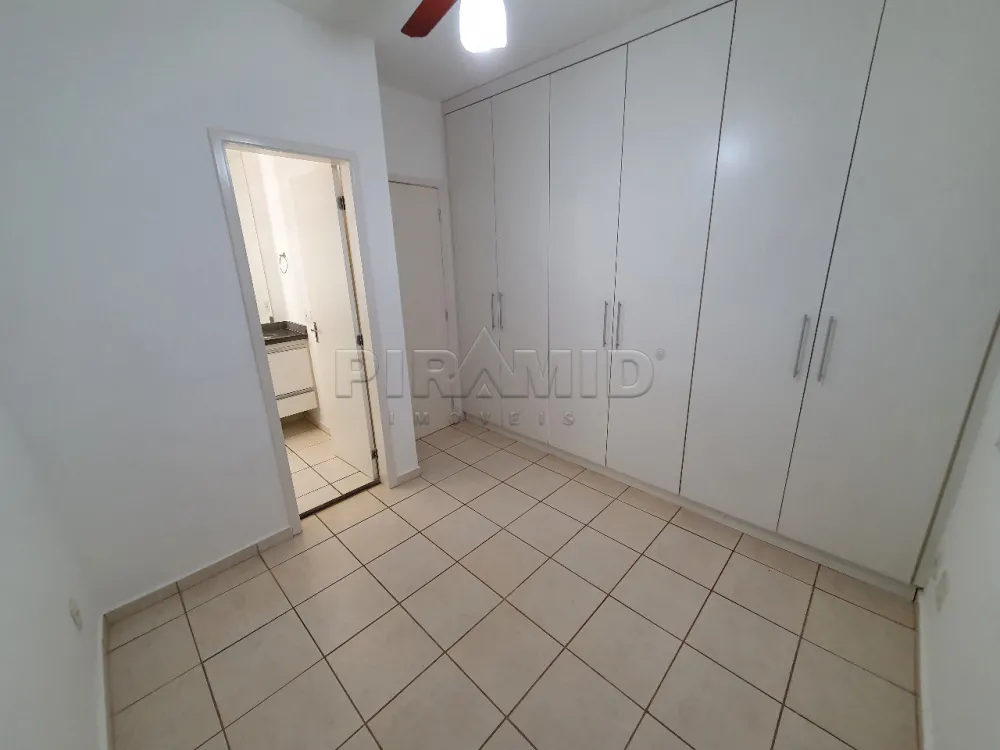 Alugar Apartamento / Padr&atilde;o em Ribeir&atilde;o Preto R$ 1.700,00 - Foto 4