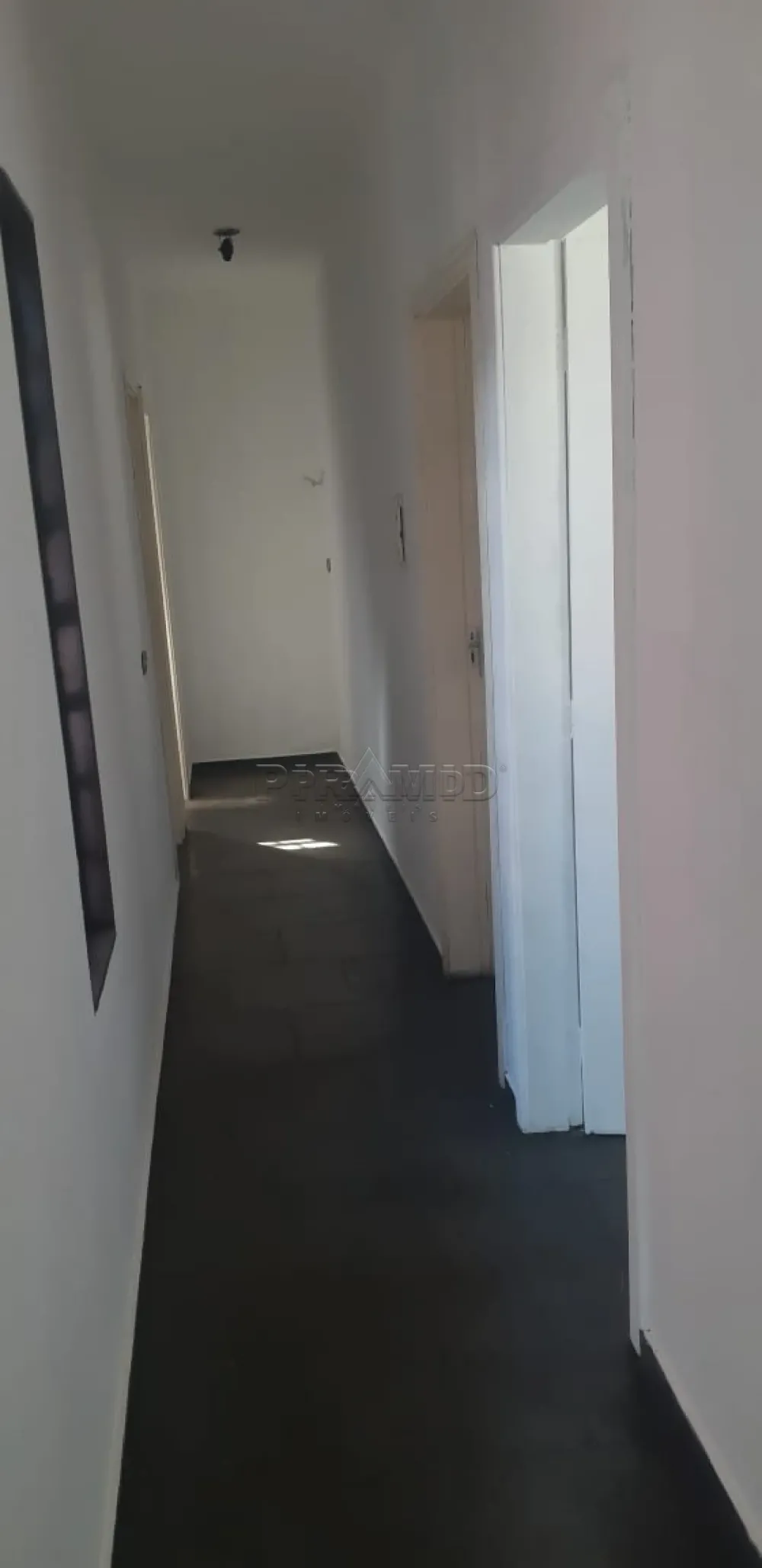 Alugar Casa / Padr&atilde;o em Ribeir&atilde;o Preto R$ 1.700,00 - Foto 4