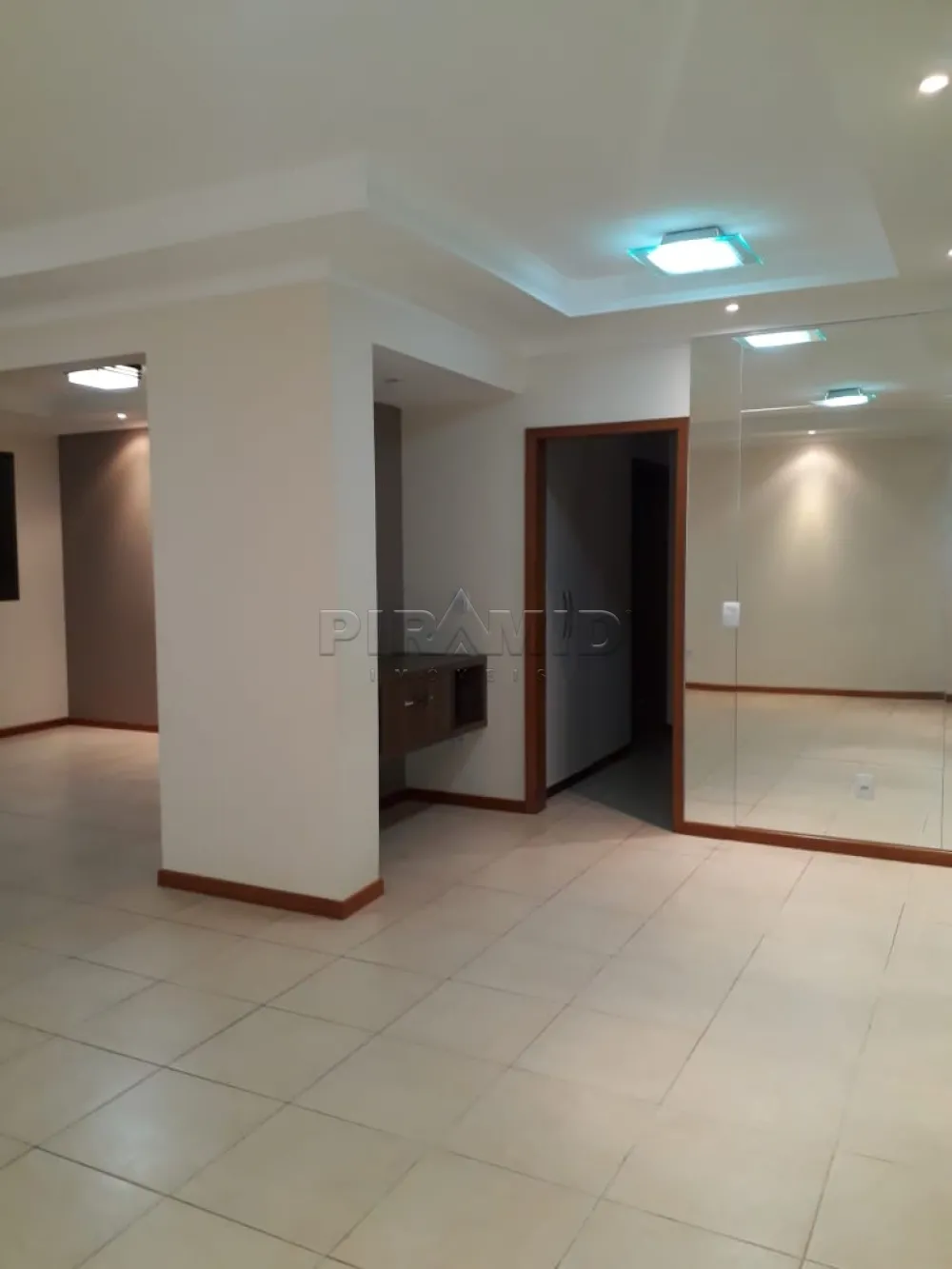 Alugar Apartamento / Padr&atilde;o em Ribeir&atilde;o Preto R$ 3.500,00 - Foto 2