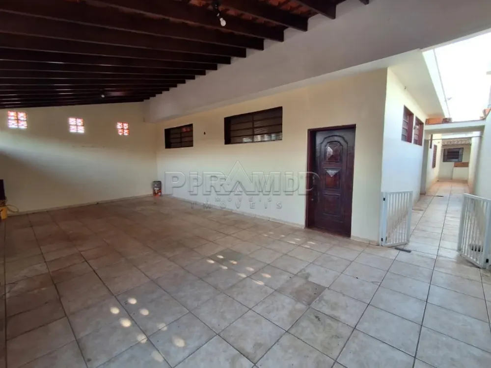 Alugar Casa / Padr&atilde;o em Ribeir&atilde;o Preto R$ 1.800,00 - Foto 1