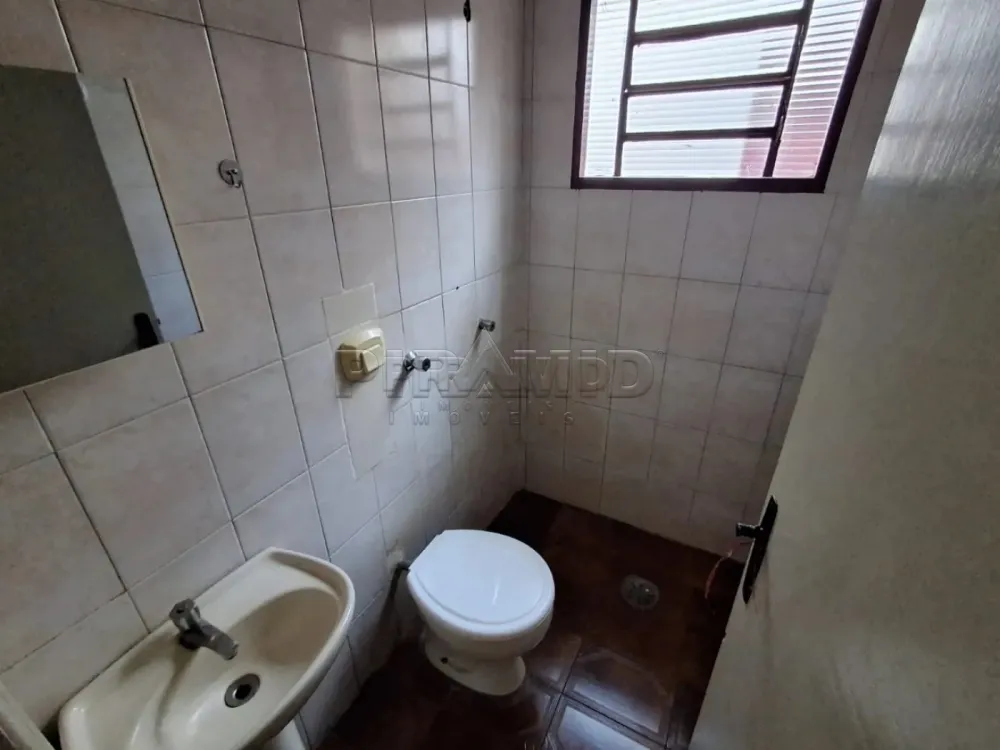 Alugar Casa / Padr&atilde;o em Ribeir&atilde;o Preto R$ 1.800,00 - Foto 23