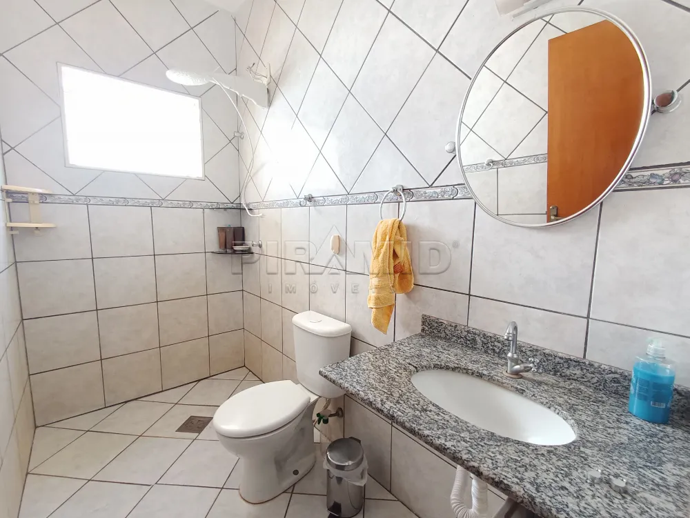 Alugar Casa / Padr&atilde;o em Ribeir&atilde;o Preto R$ 3.000,00 - Foto 19