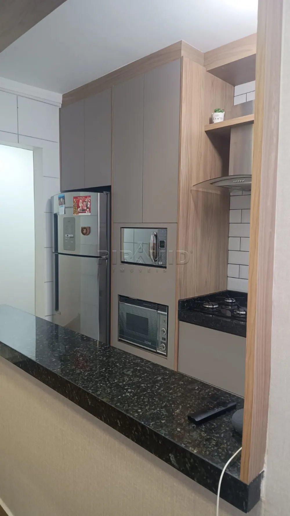 Alugar Apartamento / Cobertura em Ribeir&atilde;o Preto R$ 850,00 - Foto 4
