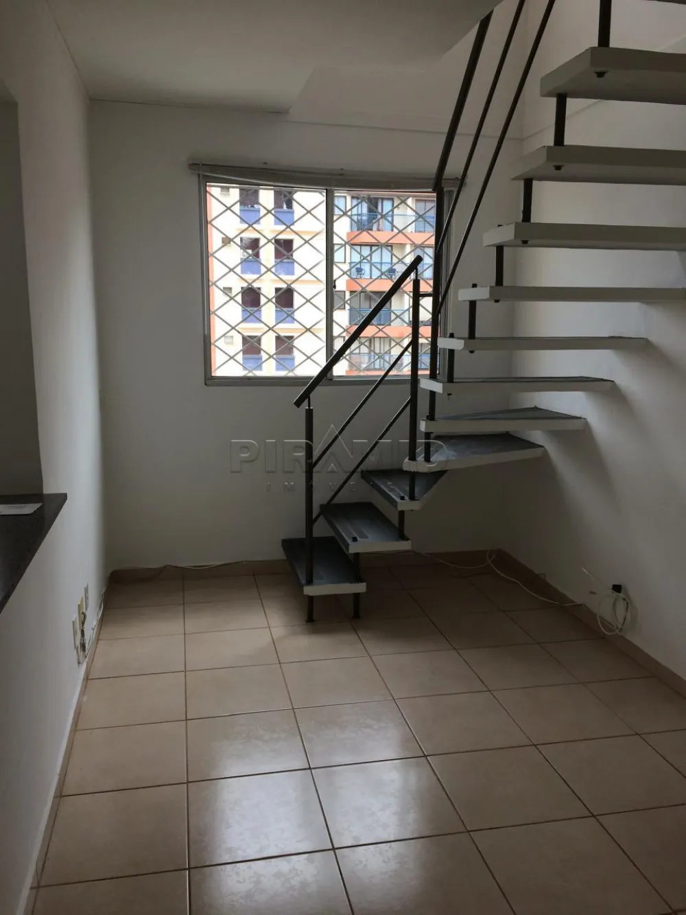 Alugar Apartamento / Padr&atilde;o em Ribeir&atilde;o Preto R$ 1.700,00 - Foto 2