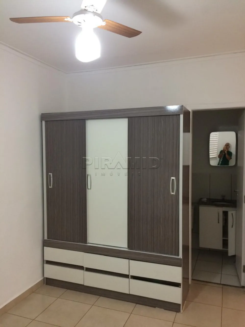 Alugar Apartamento / Padr&atilde;o em Ribeir&atilde;o Preto R$ 1.700,00 - Foto 8