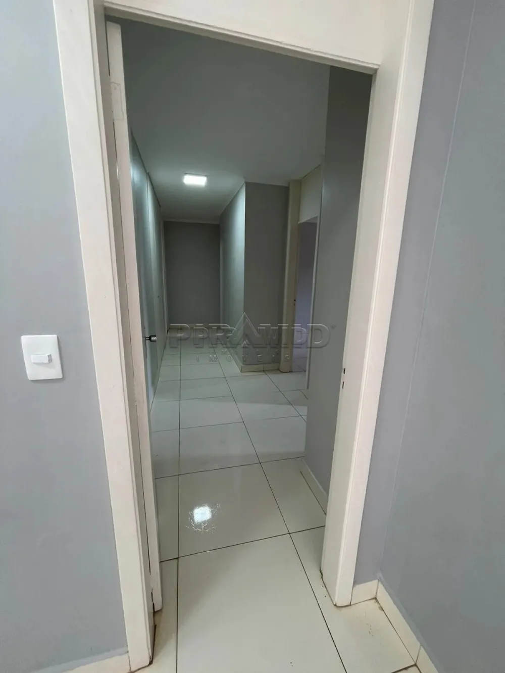 Alugar Apartamento / Padr&atilde;o em Ribeir&atilde;o Preto R$ 1.800,00 - Foto 7