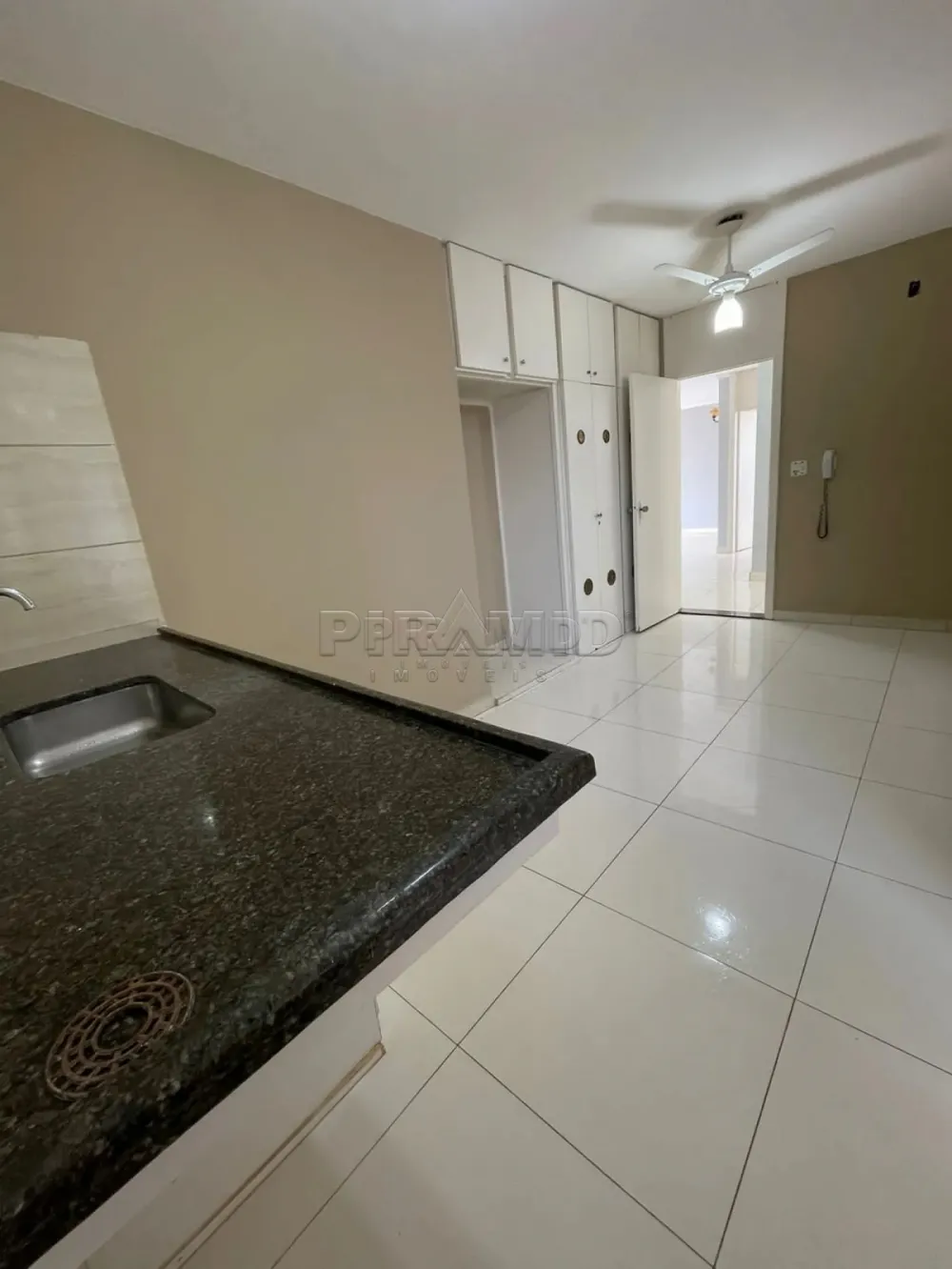 Alugar Apartamento / Padr&atilde;o em Ribeir&atilde;o Preto R$ 1.800,00 - Foto 19