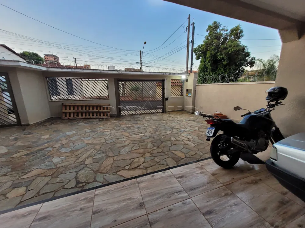 Alugar Casa / Padr&atilde;o em Ribeir&atilde;o Preto R$ 1.800,00 - Foto 2