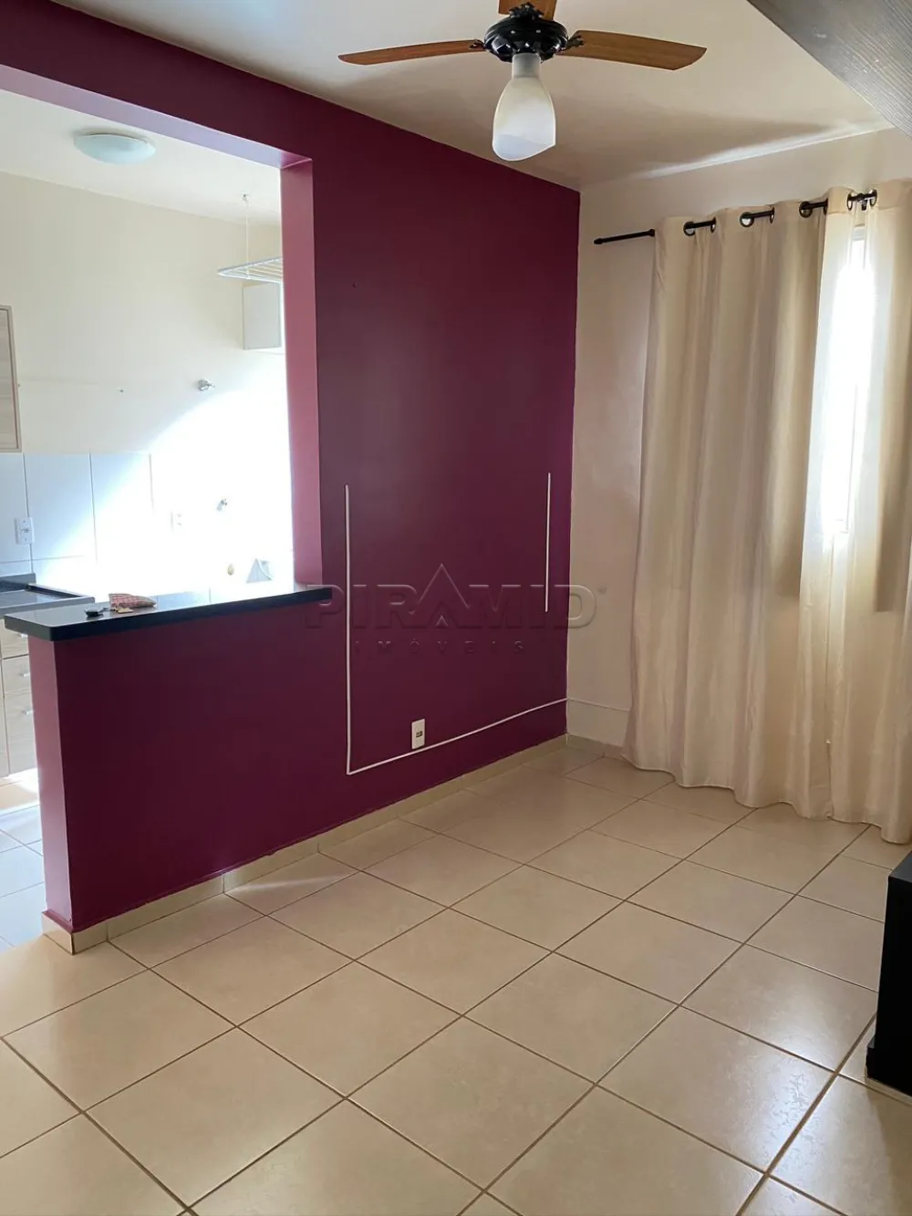 Alugar Apartamento / Padr&atilde;o em Ribeir&atilde;o Preto R$ 1.100,00 - Foto 2
