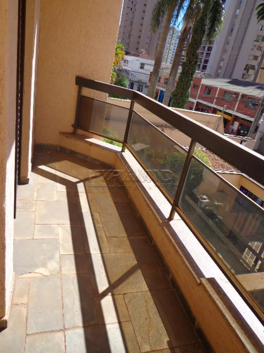 Alugar Apartamento / Padr&atilde;o em Ribeir&atilde;o Preto R$ 1.180,00 - Foto 7