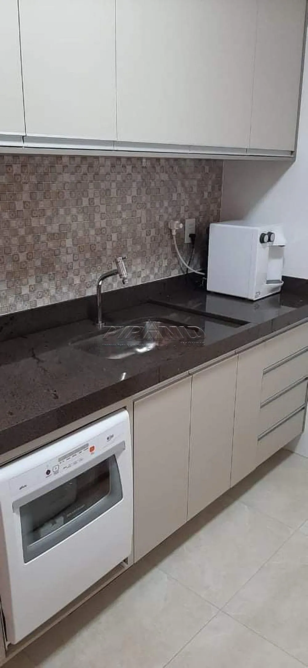 Alugar Apartamento / Padr&atilde;o em Ribeir&atilde;o Preto R$ 1.100,00 - Foto 14