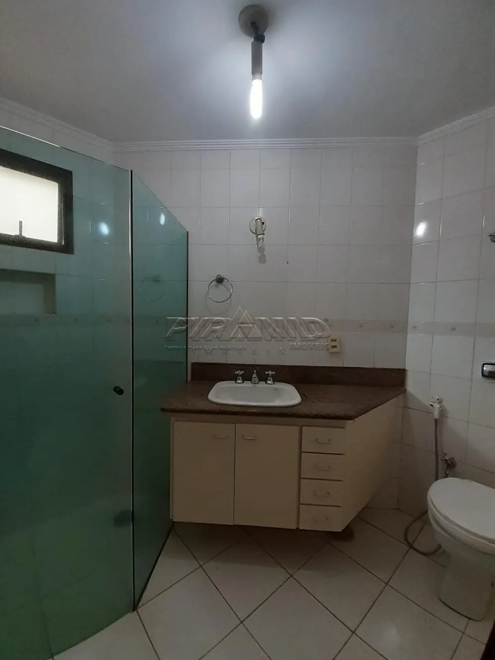 Alugar Apartamento / Padr&atilde;o em Ribeir&atilde;o Preto R$ 2.200,00 - Foto 13