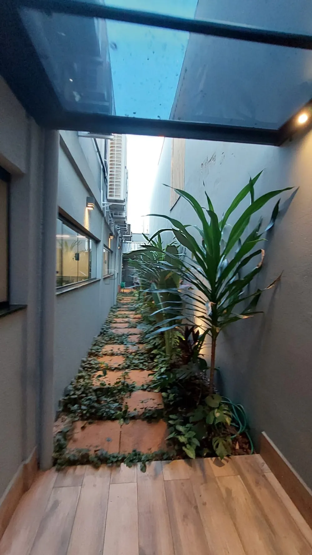 Alugar Comercial / Sal&atilde;o em Ribeir&atilde;o Preto R$ 14.000,00 - Foto 13