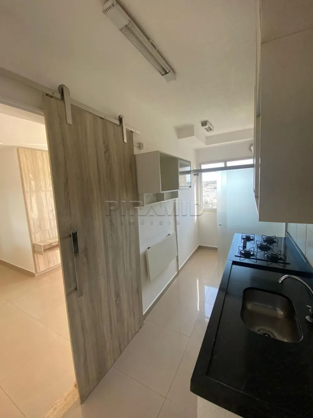 Alugar Apartamento / Padr&atilde;o em Ribeir&atilde;o Preto R$ 1.500,00 - Foto 8