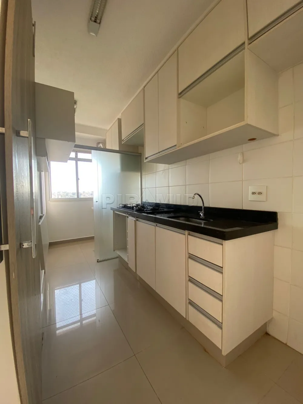 Alugar Apartamento / Padr&atilde;o em Ribeir&atilde;o Preto R$ 1.500,00 - Foto 9