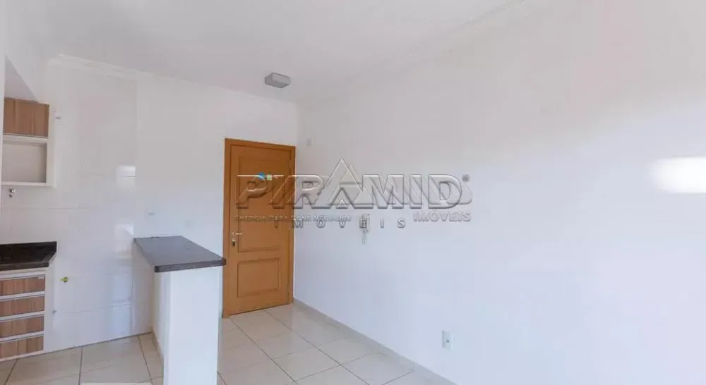 Alugar Apartamento / Padr&atilde;o em Ribeir&atilde;o Preto R$ 1.400,00 - Foto 2