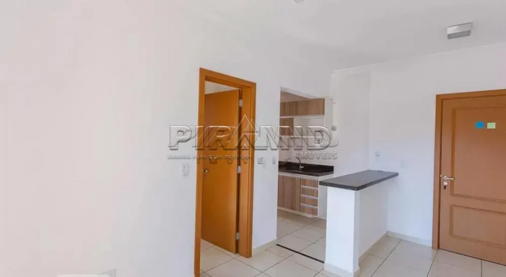 Alugar Apartamento / Padr&atilde;o em Ribeir&atilde;o Preto R$ 1.400,00 - Foto 3