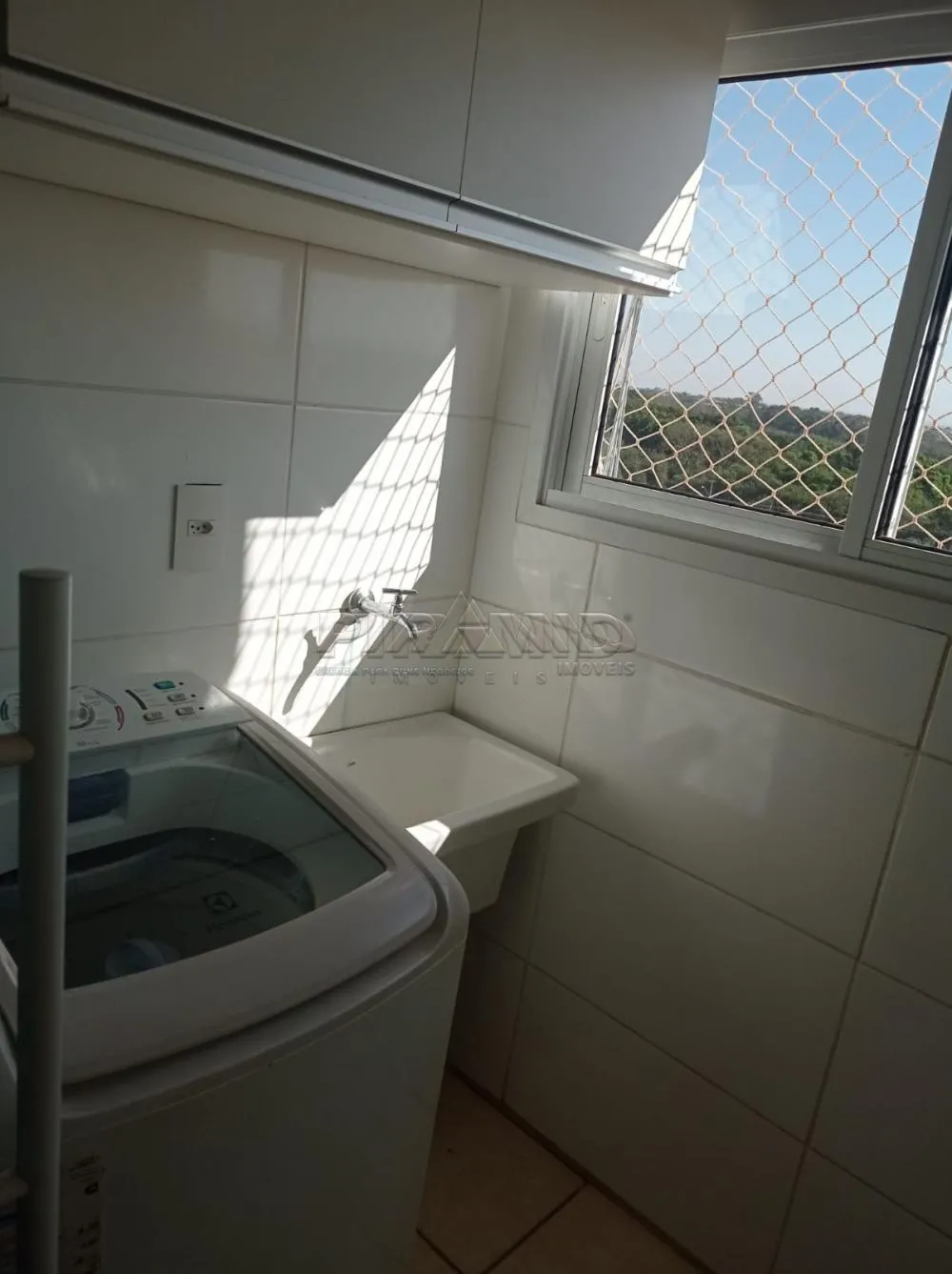 Alugar Apartamento / Padr&atilde;o em Ribeir&atilde;o Preto R$ 1.200,00 - Foto 16