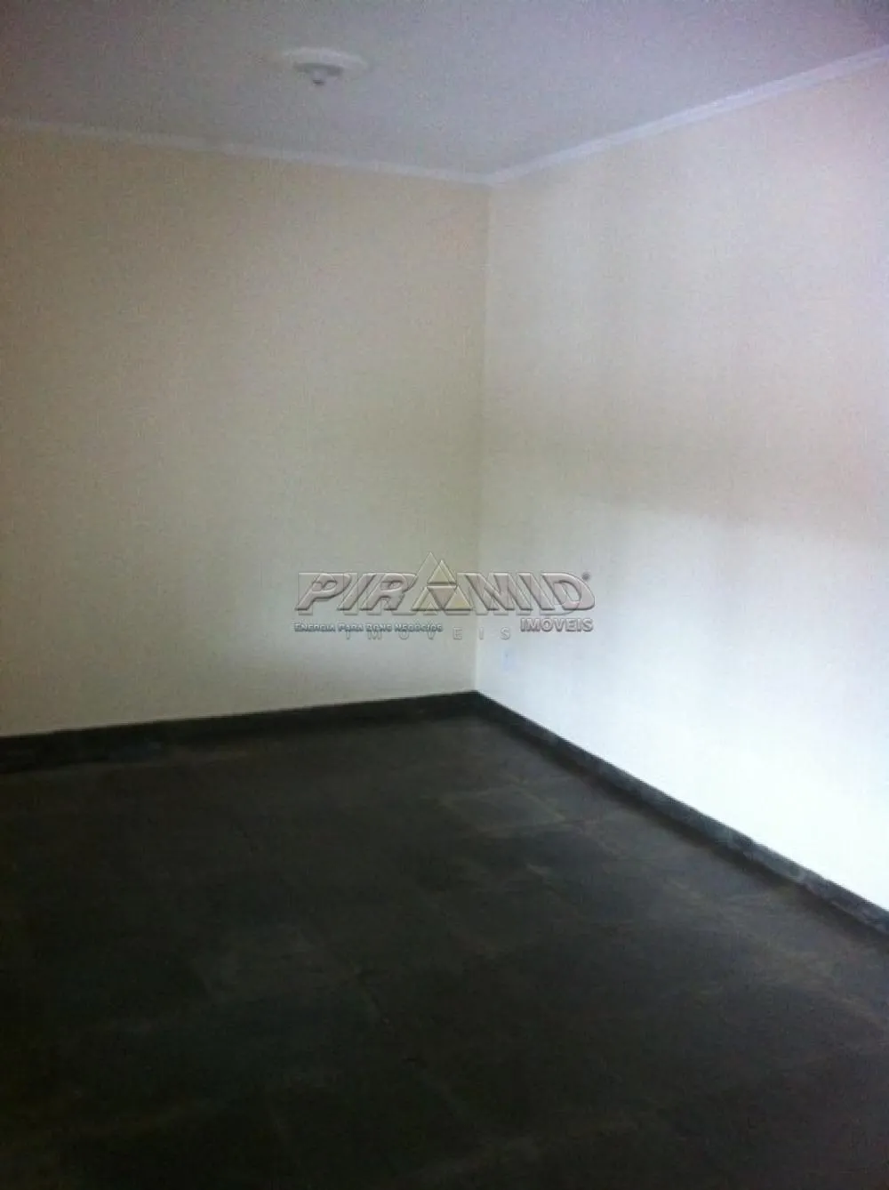 Alugar Comercial / Casa em Ribeir&atilde;o Preto R$ 1.620,00 - Foto 7