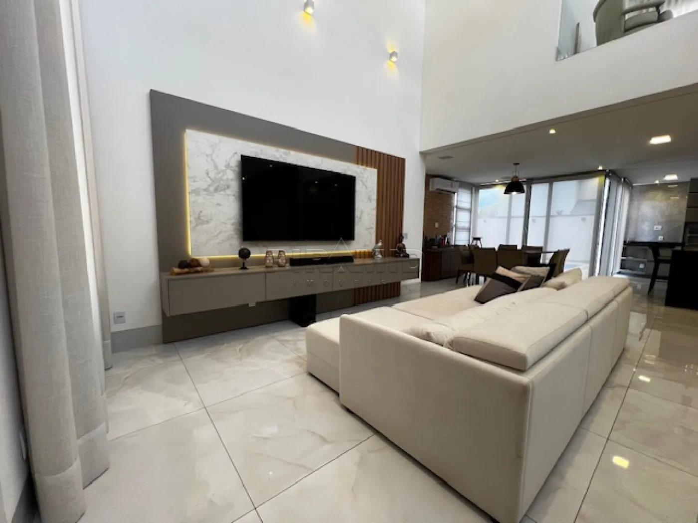 Alugar Casa / Condom&iacute;nio em Ribeir&atilde;o Preto R$ 9.900,00 - Foto 2