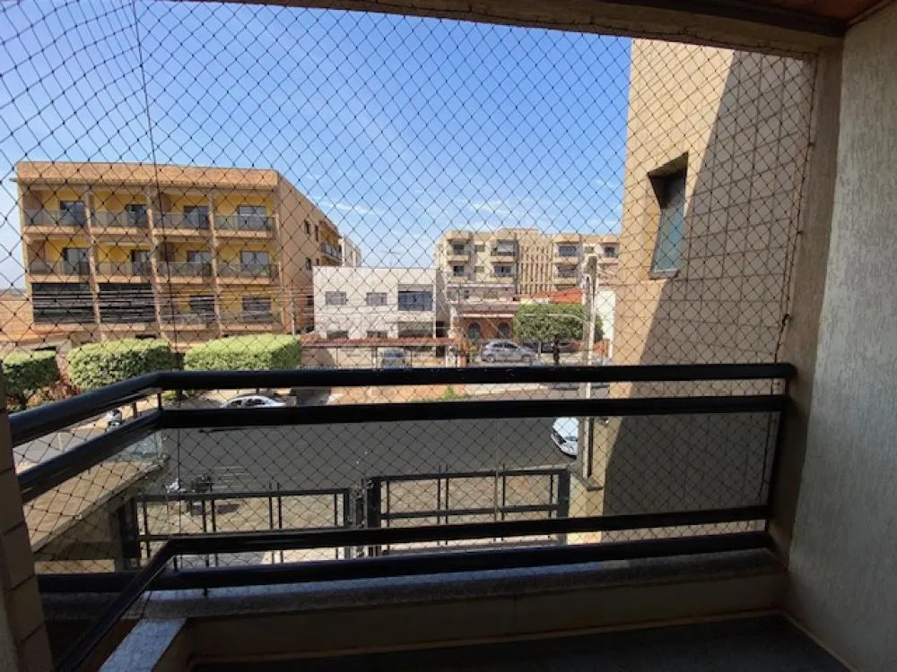 Alugar Apartamento / Padr&atilde;o em Ribeir&atilde;o Preto R$ 1.600,00 - Foto 15