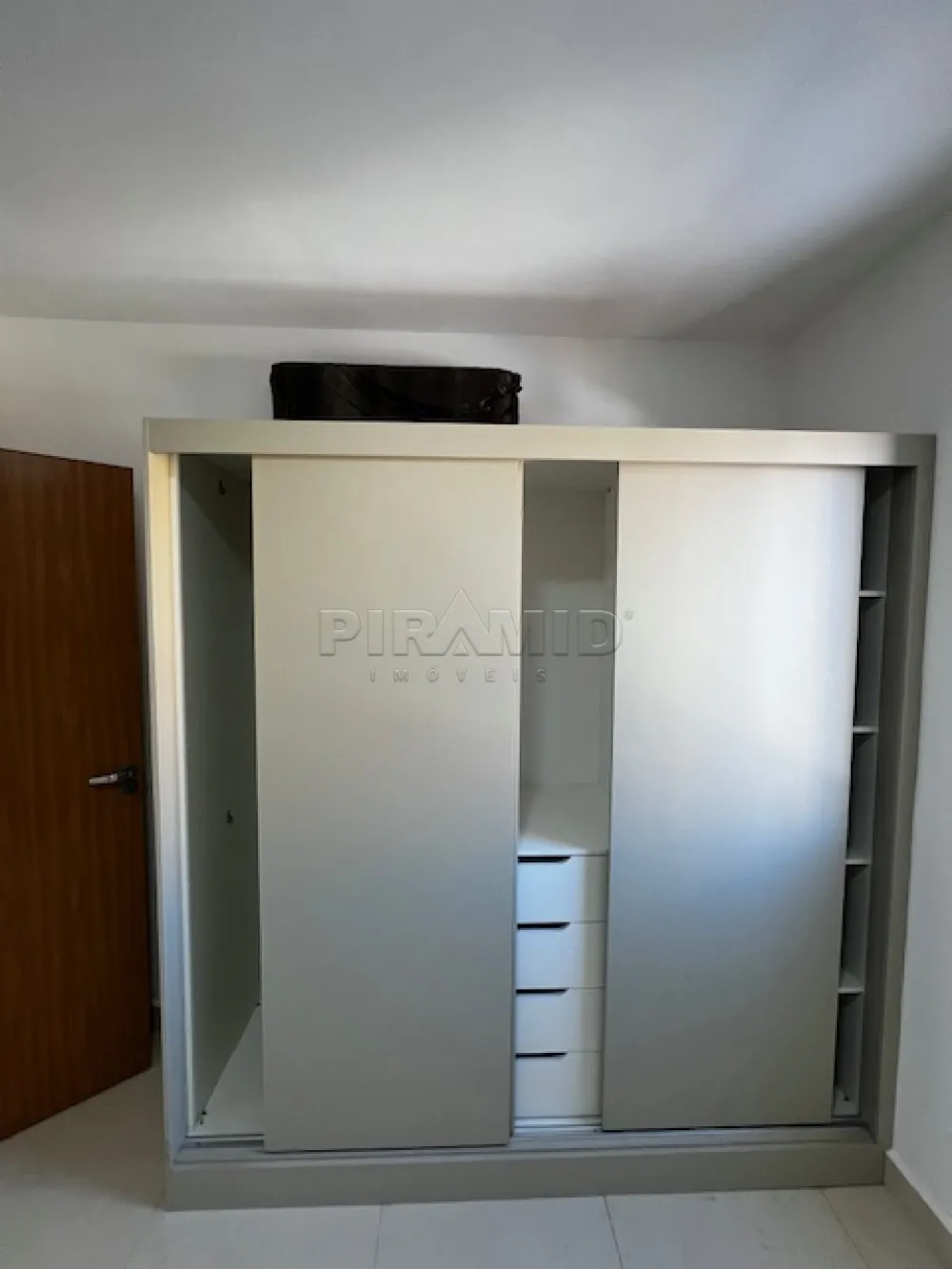 Alugar Apartamento / Padr&atilde;o em Ribeir&atilde;o Preto R$ 2.500,00 - Foto 10